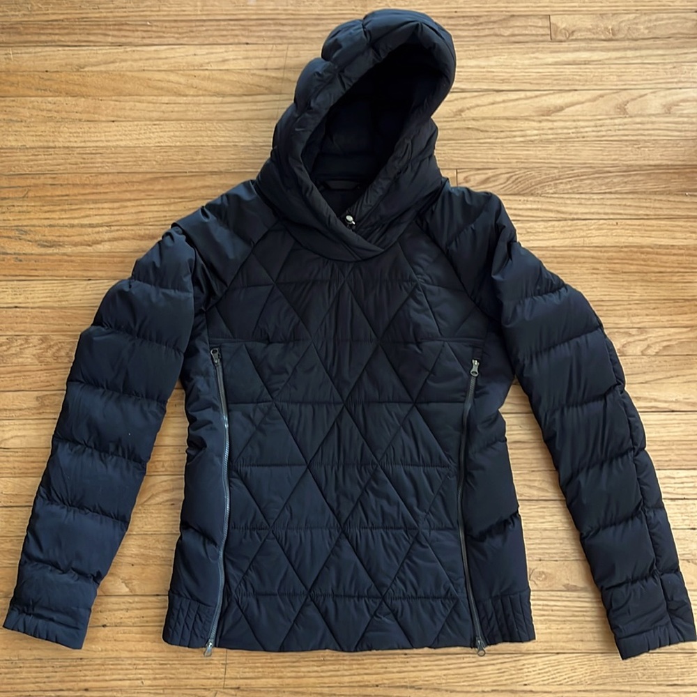 Lululemon Puffer Pullover with Two Way Side Zip